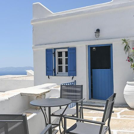 Josephine'S Kardiani Houseヴィラ エクステリア 写真
