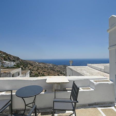Josephine'S Kardiani Houseヴィラ エクステリア 写真