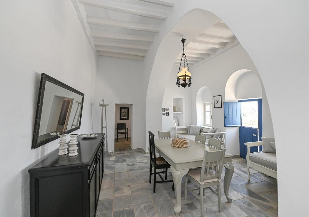 Josephine'S Kardiani Houseヴィラ エクステリア 写真