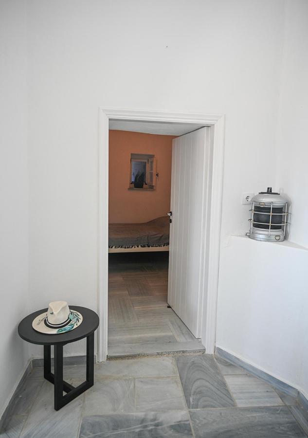 Josephine'S Kardiani Houseヴィラ エクステリア 写真